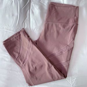 Lululemon leggings Wunder Under capris